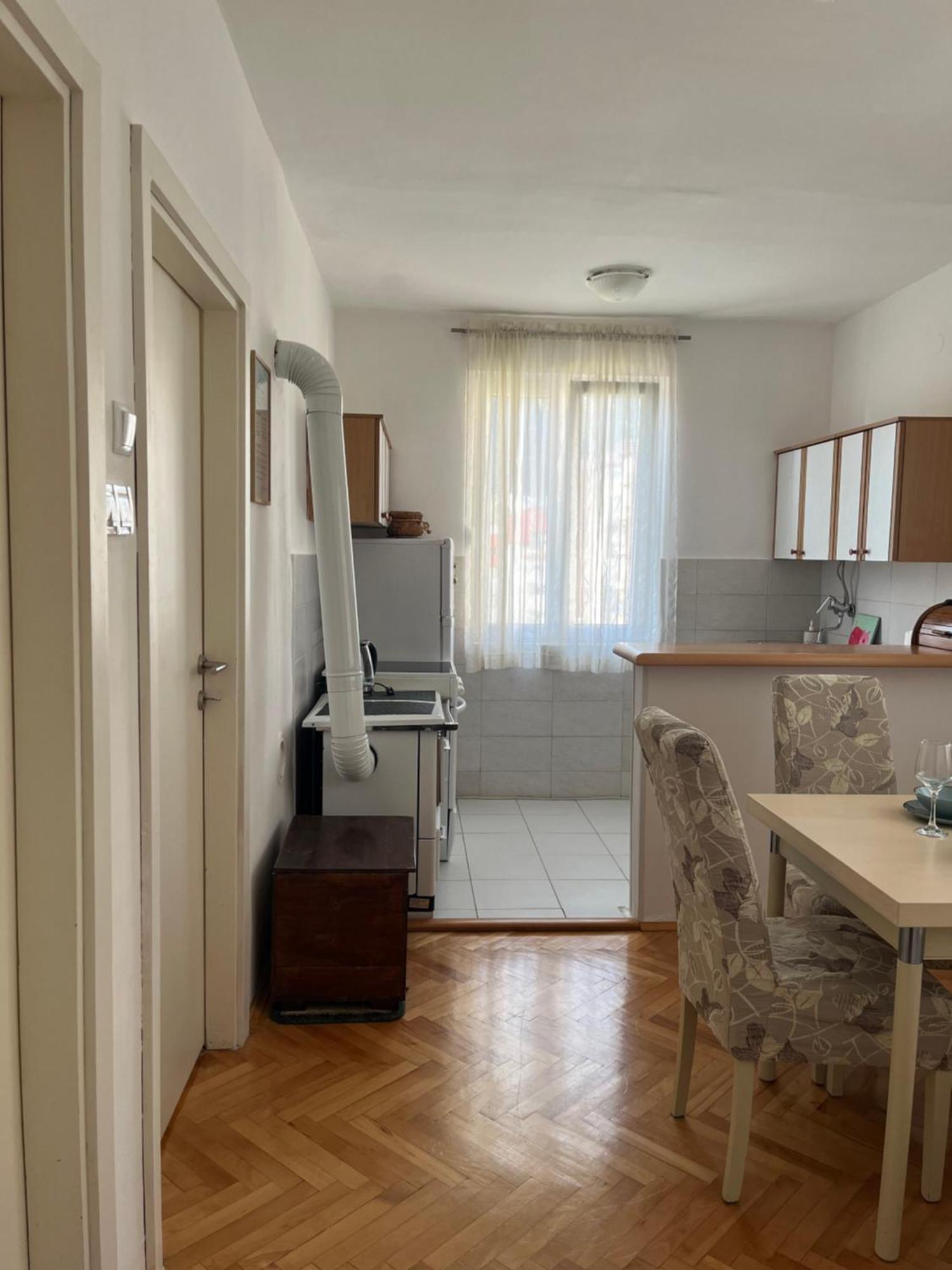 Cozy Apartment With The View Pluzine Luaran gambar